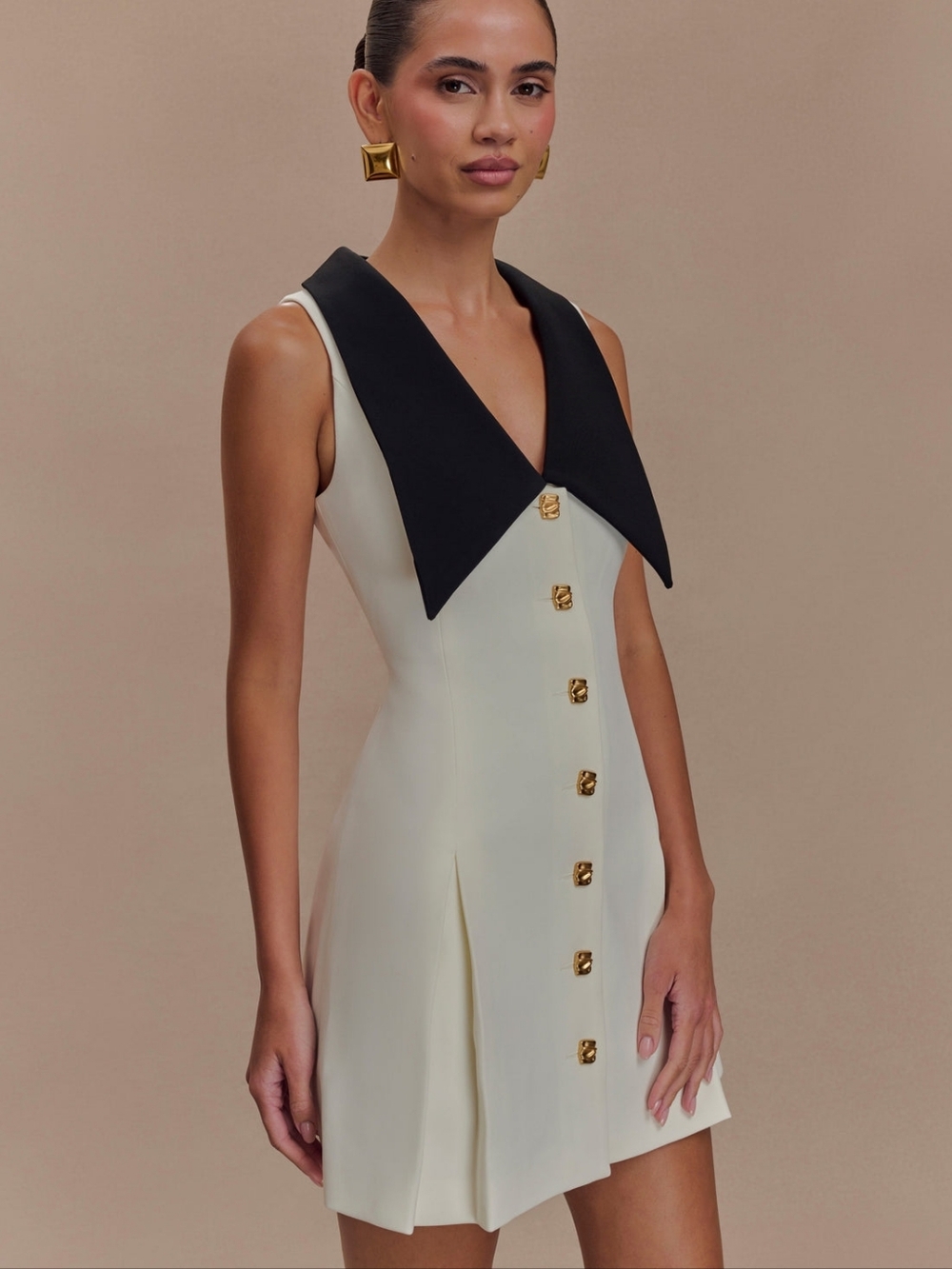 NWT MESHKI Oli Sleeveless Contrast Mini Dress Sz L Ivory/Black - Picture 4 of 5